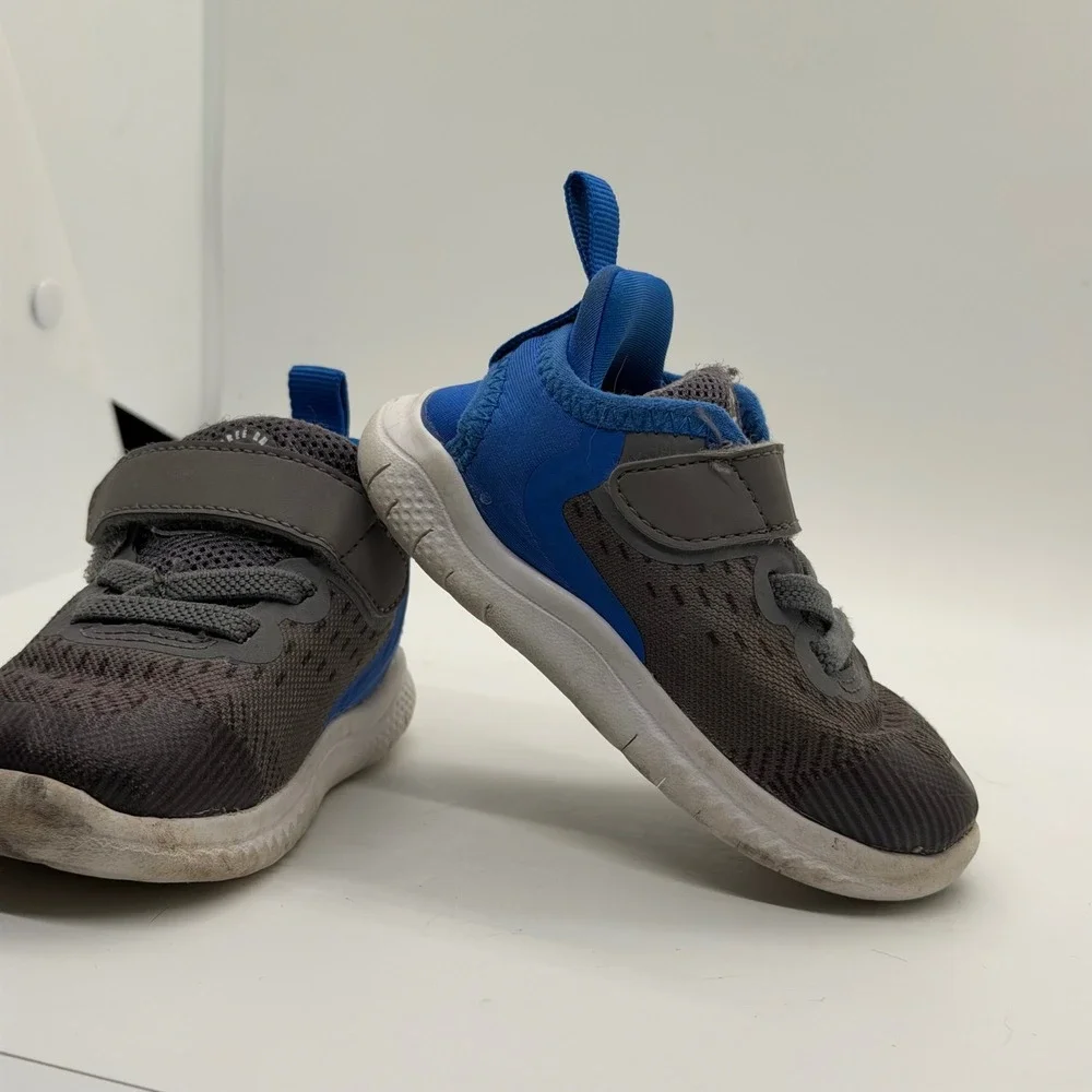 Nike Free Run Toddler Shoes Gray Blue Hook and Loop‎ Casual Sneakers Size 5C